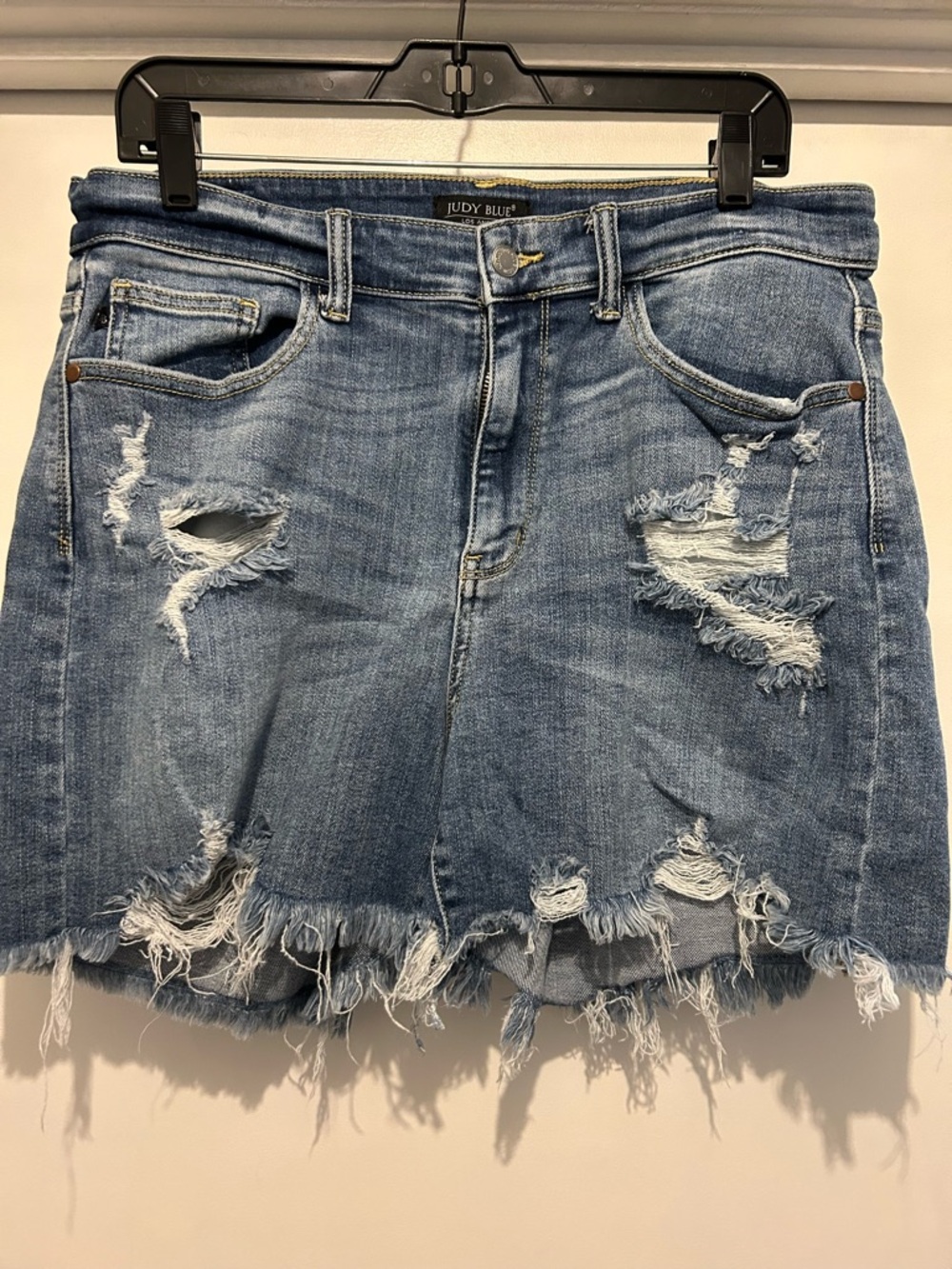 Judy Blue Medium Blue Distressed Denim shorts